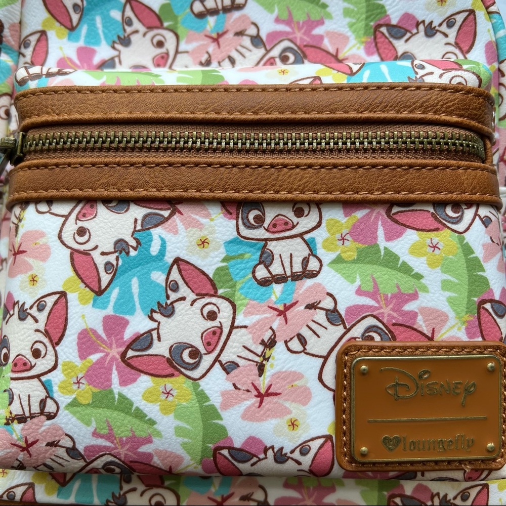 🎉 HOST PICK 🎉 NWT Disney Loungefly Moana Pua Mini Backpack - Picture 3 of 7